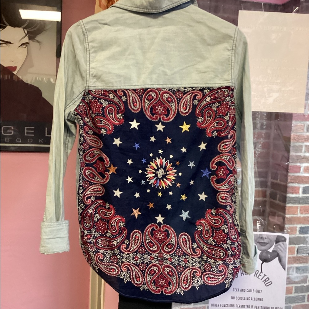 Free People Light Blue Button Down Shirt paisley - Picture 5 of 5